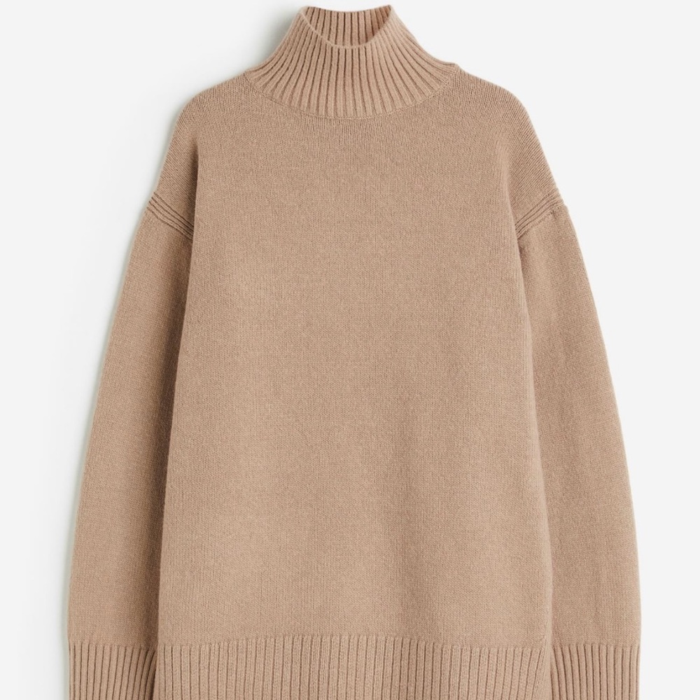 H&M Oversized Turtleneck Sweater - Tan - S